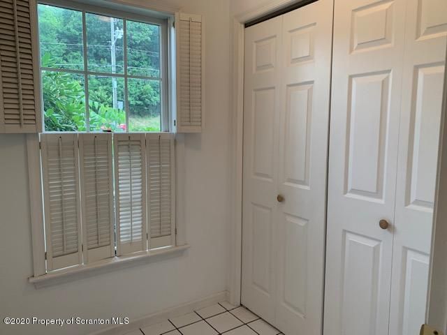 2808 Scranton Carbondale Hwy, Blakely, PA 18447